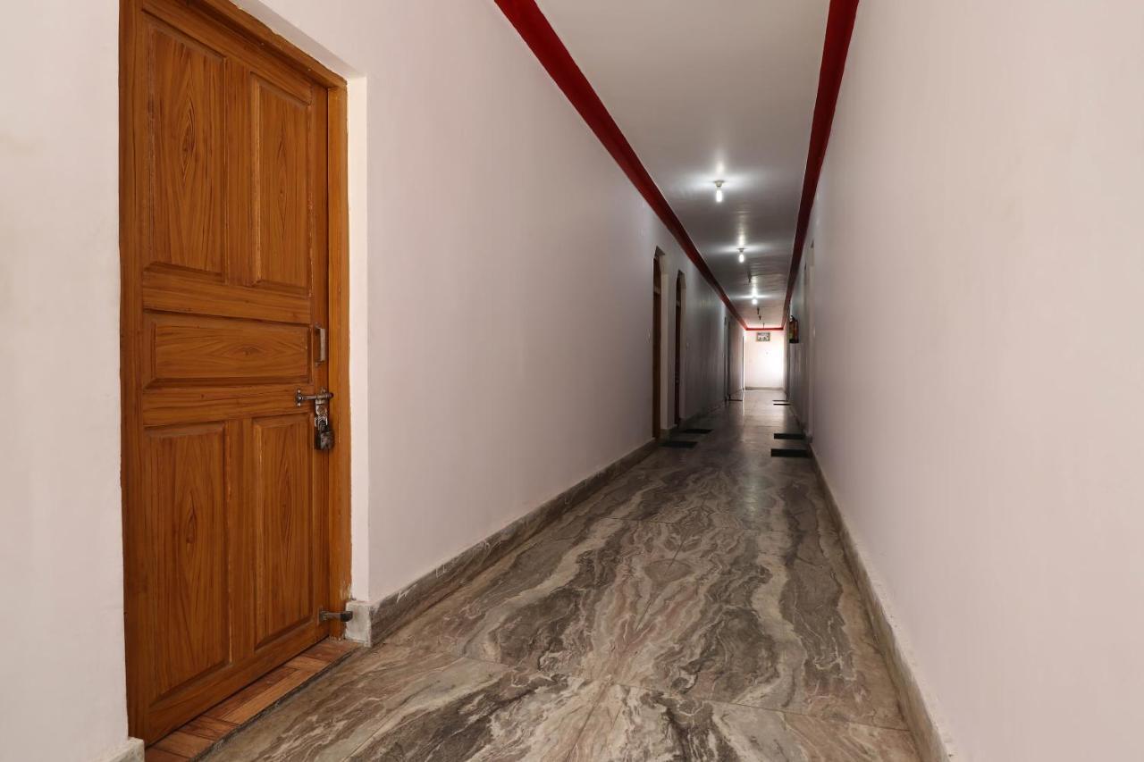Oyo 63541 Hotel New Indra Lodge Joshīmath エクステリア 写真