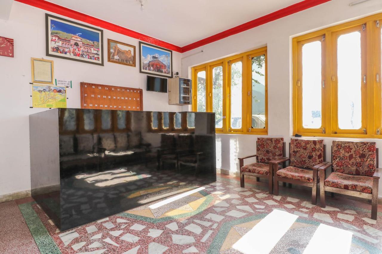 Oyo 63541 Hotel New Indra Lodge Joshīmath エクステリア 写真